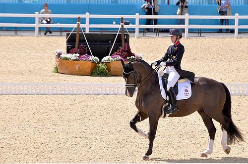 Charlotte_Dujardin_2012_Olympic_Dressage